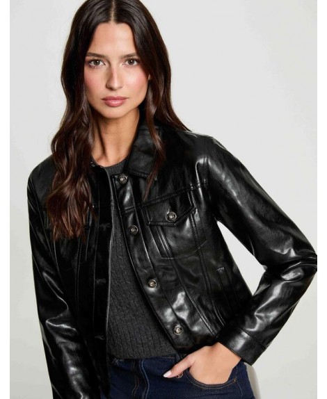 Chaqueta negra