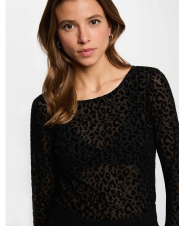 Camiseta negra